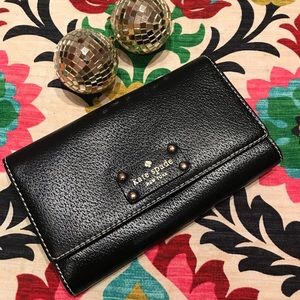 kate spade | black clutch